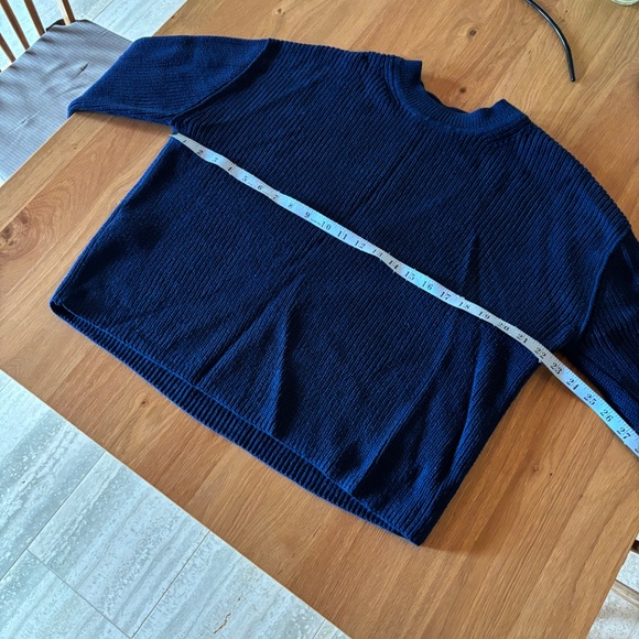 Banana Republic Oversized Navy 100% Cotton Sweater - Picture 7 of 8